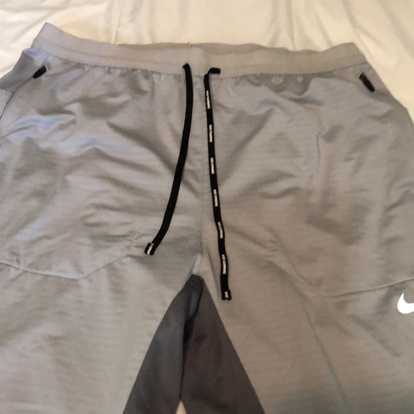 Nike running joggers - Picture 3 of 9